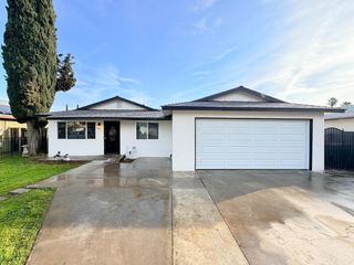 1565 W Hawes Avenue, Fresno, CA 93706