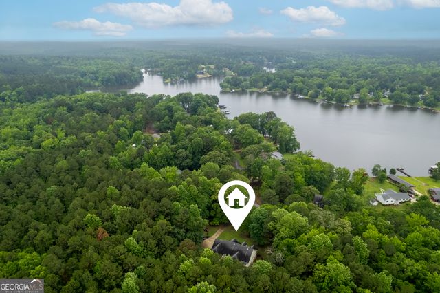 140 Honeysuckle Road NW, Milledgeville, GA 31061