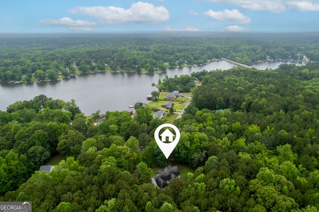 140 Honeysuckle Road NW, Milledgeville, GA 31061