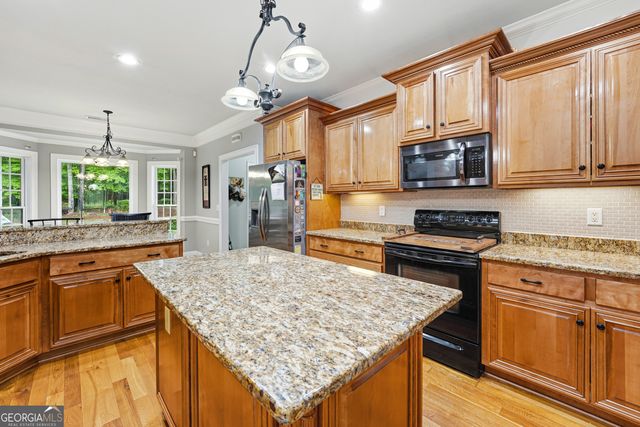 140 Honeysuckle Road NW, Milledgeville, GA 31061