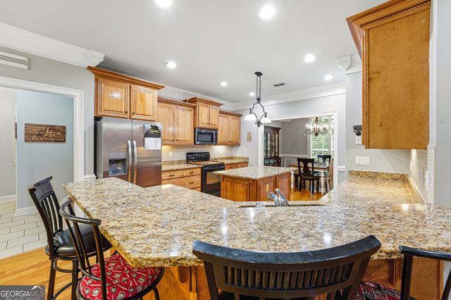 140 Honeysuckle Road NW, Milledgeville, GA 31061