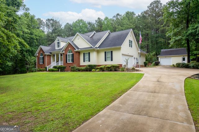 140 Honeysuckle Road NW, Milledgeville, GA 31061