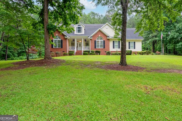 140 Honeysuckle Road NW, Milledgeville, GA 31061