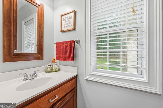 140 Honeysuckle Road NW, Milledgeville, GA 31061
