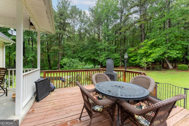 140 Honeysuckle Road NW, Milledgeville, GA 31061