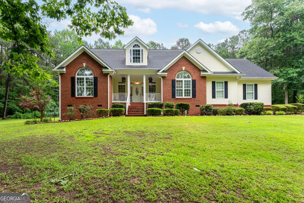 140 Honeysuckle Road NW, Milledgeville, GA 31061