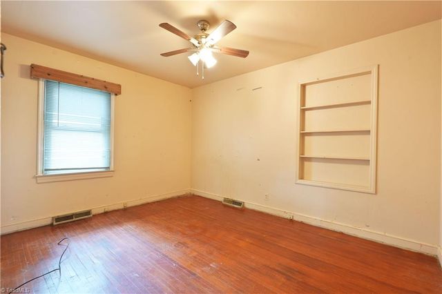 500 Clover Drive, High Point, NC 27262