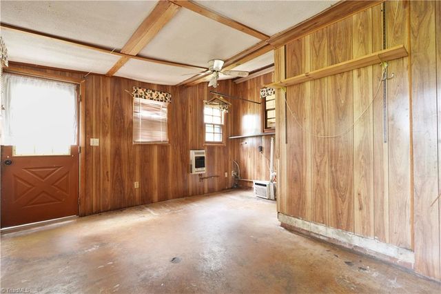500 Clover Drive, High Point, NC 27262