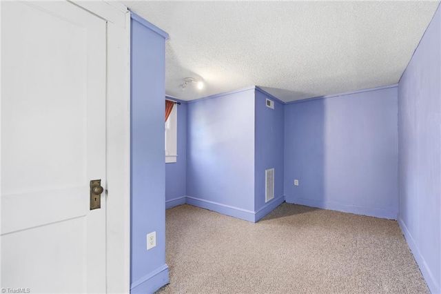 2816 Old Liberty Road, Randleman, NC 27317