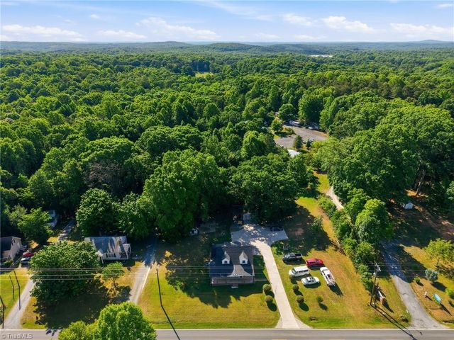2816 Old Liberty Road, Randleman, NC 27317