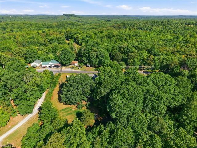 2816 Old Liberty Road, Randleman, NC 27317