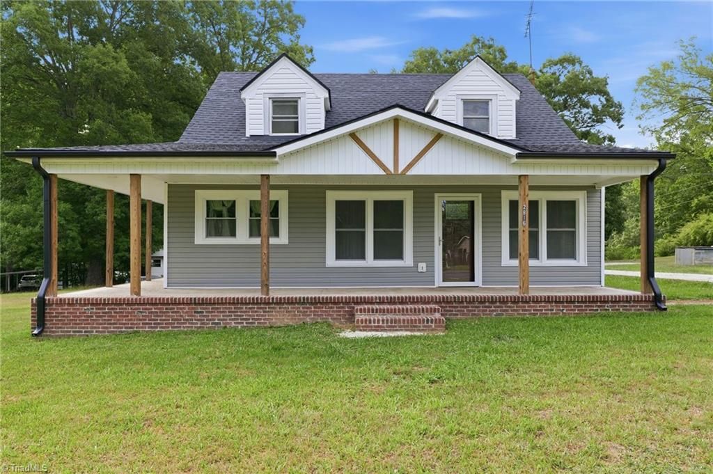2816 Old Liberty Road, Randleman, NC 27317