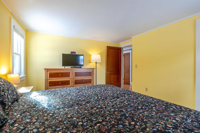 22 Indian Ridge Road, Hopkinton, NH 03229