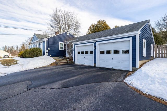 22 Indian Ridge Road, Hopkinton, NH 03229