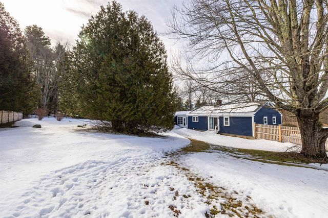 22 Indian Ridge Road, Hopkinton, NH 03229