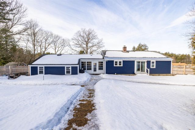 22 Indian Ridge Road, Hopkinton, NH 03229