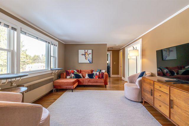 22 Indian Ridge Road, Hopkinton, NH 03229