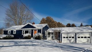 22 Indian Ridge Road, Hopkinton, NH 03229