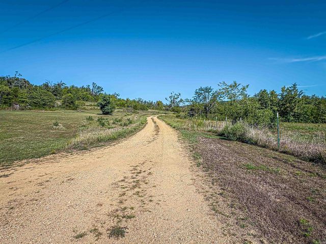 1706 MC 4006, Yellville, AR 72687