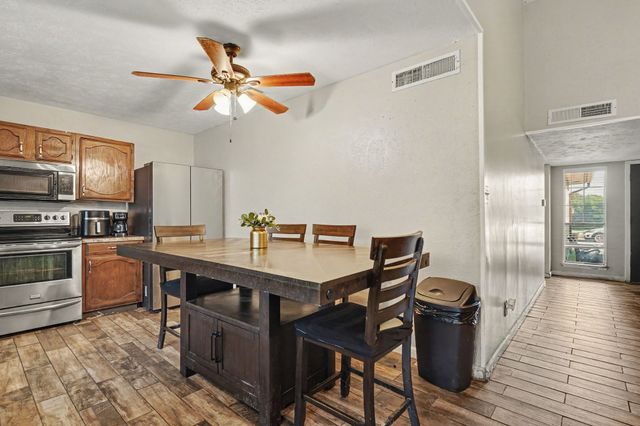 3916 Longmeadow Way, Fort Worth, TX 76133