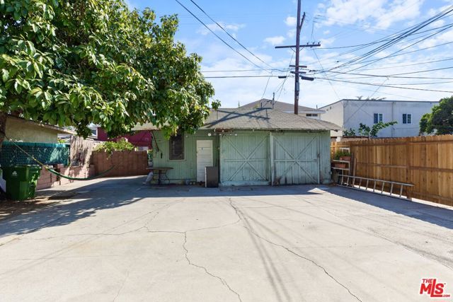 920 W 20th Street, Los Angeles, CA 90007