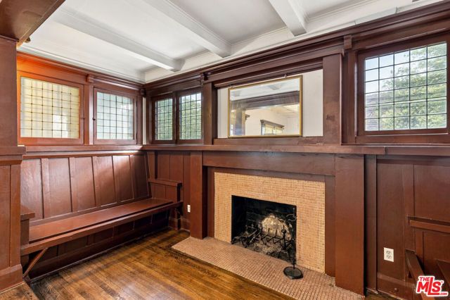 920 W 20th Street, Los Angeles, CA 90007