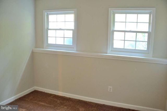12143 ABBEY GLEN CT, Woodbridge, VA 22192