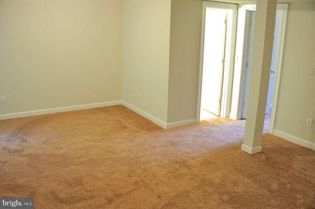 12143 ABBEY GLEN CT, Woodbridge, VA 22192