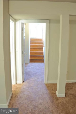 12143 ABBEY GLEN CT, Woodbridge, VA 22192