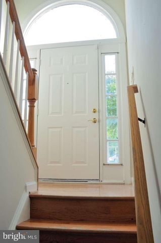 12143 ABBEY GLEN CT, Woodbridge, VA 22192