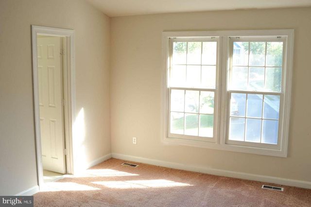 12143 ABBEY GLEN CT, Woodbridge, VA 22192