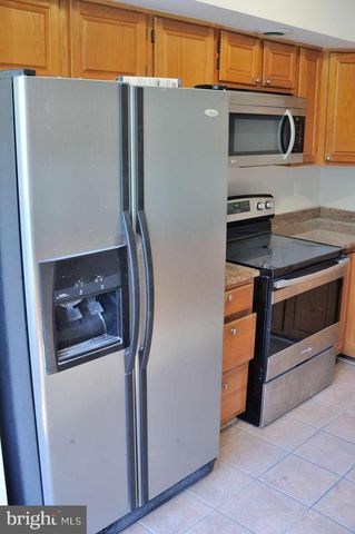12143 ABBEY GLEN CT, Woodbridge, VA 22192