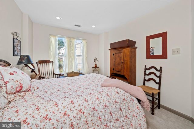 134 YARDLEY PL, Hockessin, DE 19707