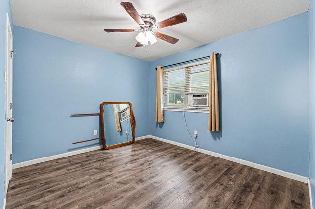 525 Rawls Circle, Irving, TX 75061