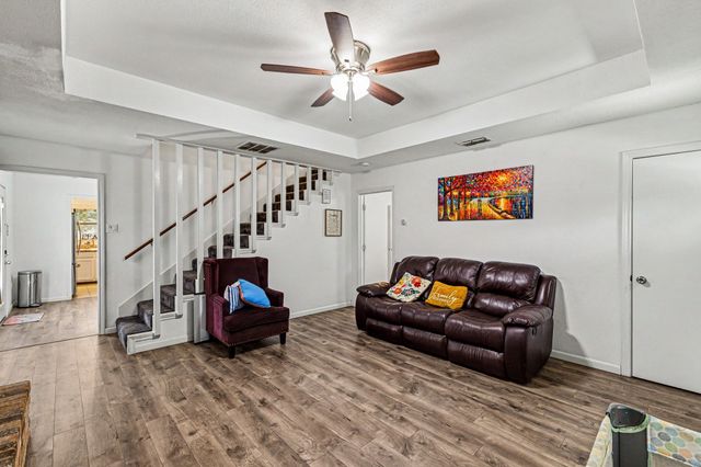 525 Rawls Circle, Irving, TX 75061