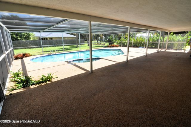 501 N Palm Avenue N, Indialantic, FL 32903