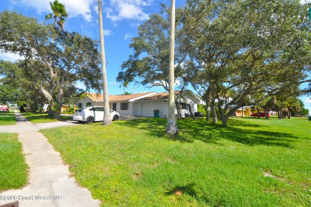 501 N Palm Avenue N, Indialantic, FL 32903