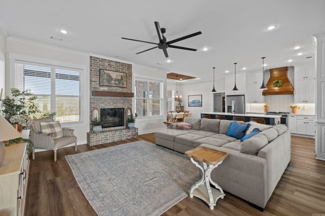 31 Brookeview Dr, Greenbrier, AR 72058