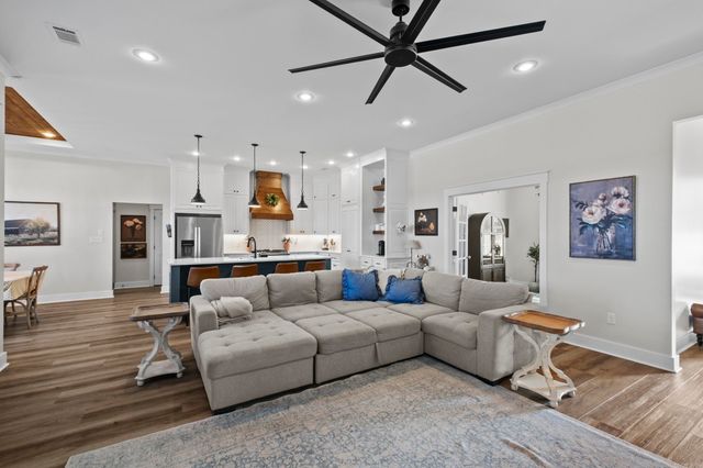 31 Brookeview Dr, Greenbrier, AR 72058