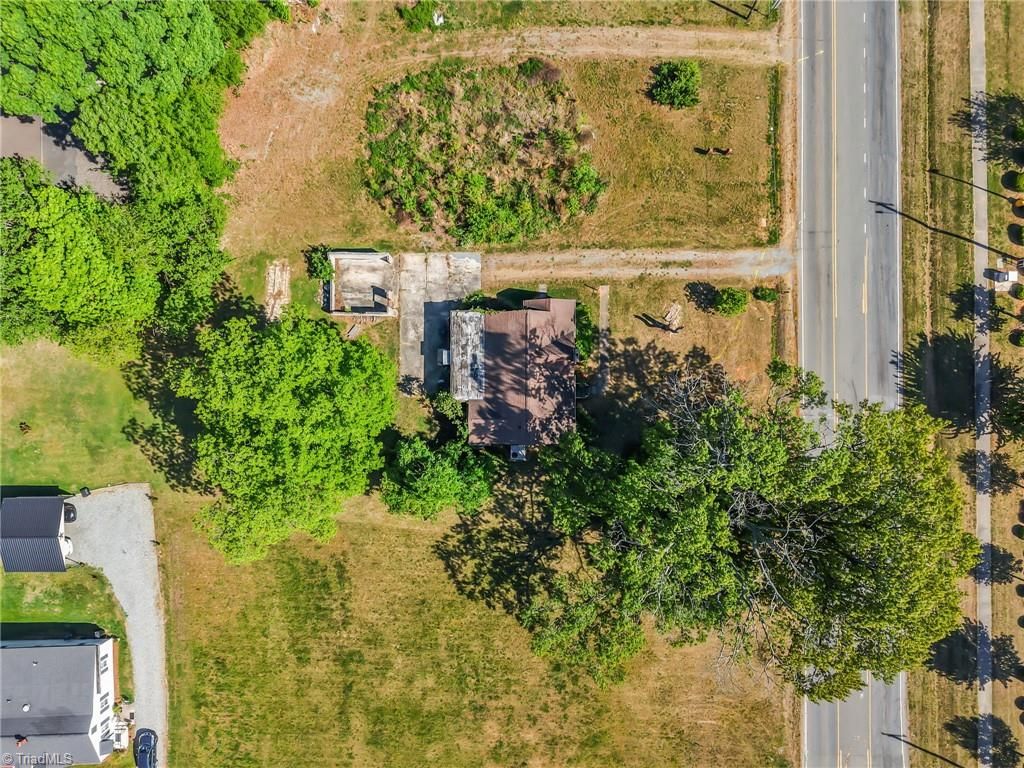 513 S Graham Hopedale Road, Burlington, NC 27217