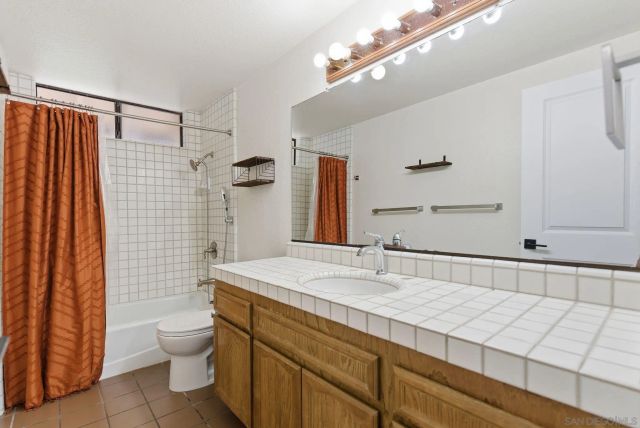 1137 Brewley, Vista, CA 92081