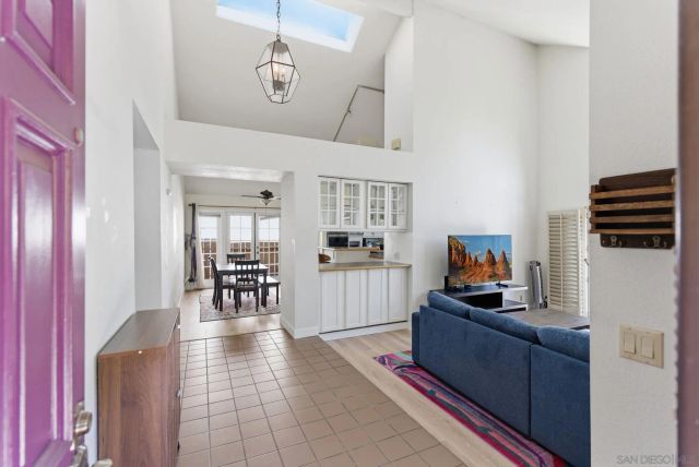 1137 Brewley, Vista, CA 92081