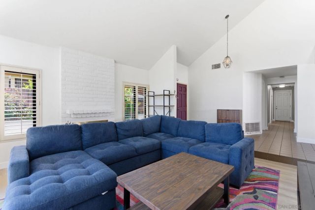 1137 Brewley, Vista, CA 92081
