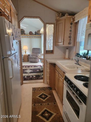 220 E MESQUITE Drive, Florence, AZ 85132