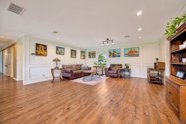 26 Rancho Drive N, Fort Worth, TX 76244