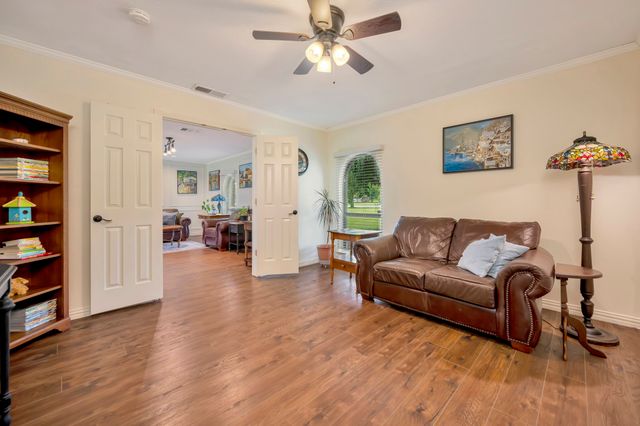 26 Rancho Drive N, Fort Worth, TX 76244