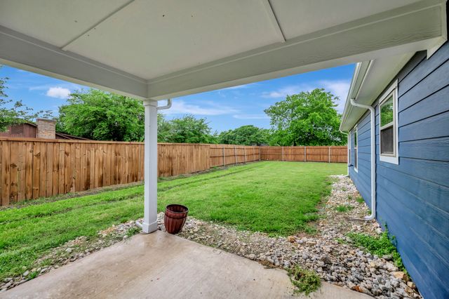 26 Rancho Drive N, Fort Worth, TX 76244