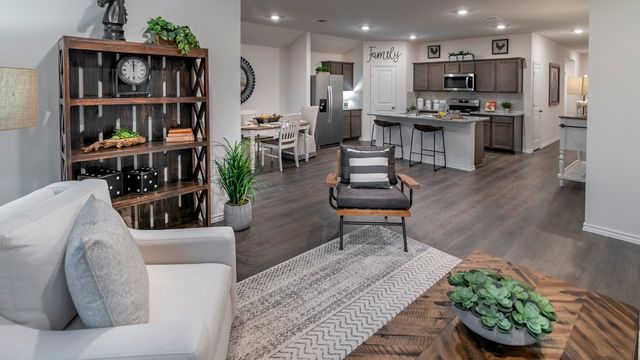 3304 Charleston Drive, Ennis, TX 75119