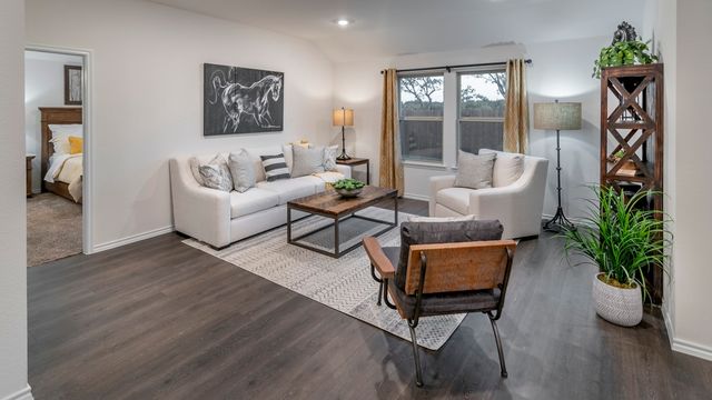 3304 Charleston Drive, Ennis, TX 75119