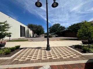 225 W Main Street, Denison, TX 75020